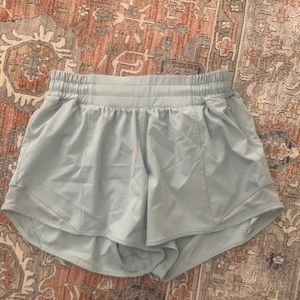 never been worn. perfect condition. just to small for me